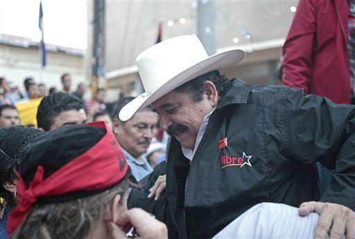 Miles se manifiestan en Honduras contra leyes