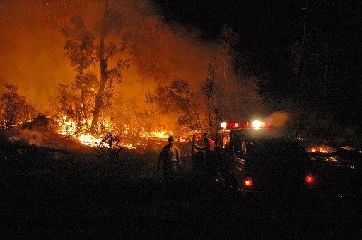 California: Ordenan evacuar 700 casas por incendio