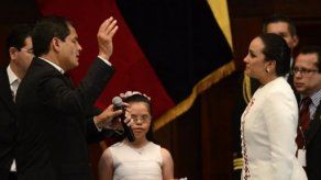Presidente Correa juró para su segundo y último mandato en Ecuador