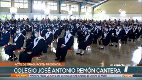 Estudiantes del Colegio José Remón Cantera celebran graduación presencial