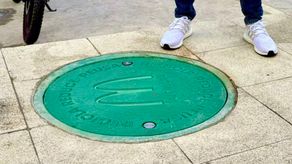 Alcaldía instalará 400 nuevas tapas de alcantarilla recicladas